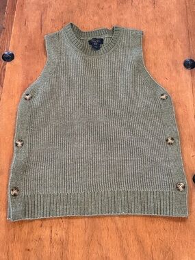 RACHEL Rachel Roy Olive Green Ribbed Sleeveless Knit Vest with Side Buttons